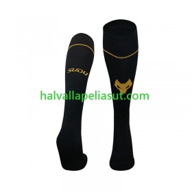 Wolverhampton Wanderers Vieras Sukat 2024-2025